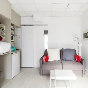 Small Is Beautiful Ideally Located Sleeps 4 Appartamento